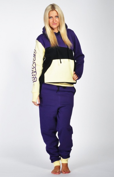 Lazzzy ® NEW ERA hoodie purple